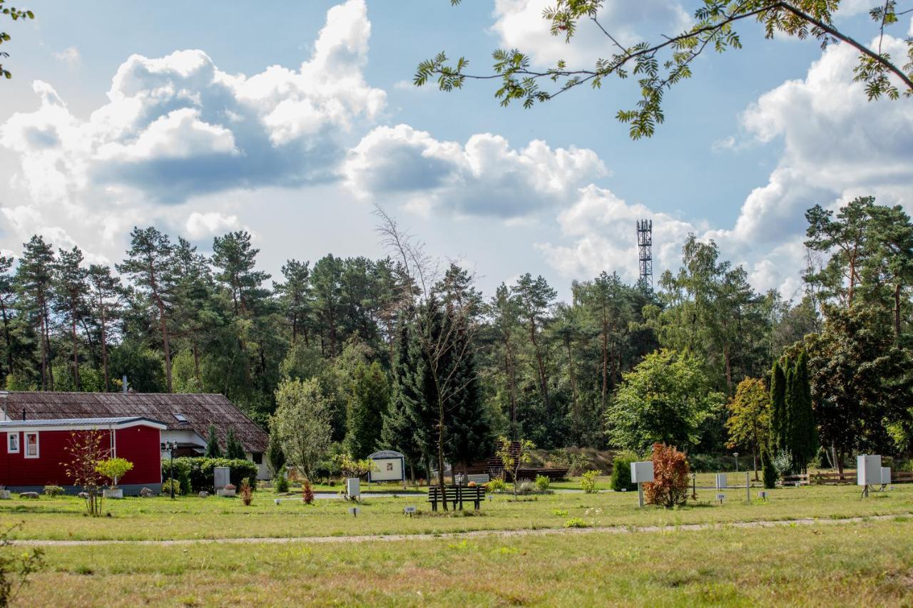 Naturcamping Lueneburger Heide - Chalets & Tiny Haeuser Зольтау Екстер'єр фото