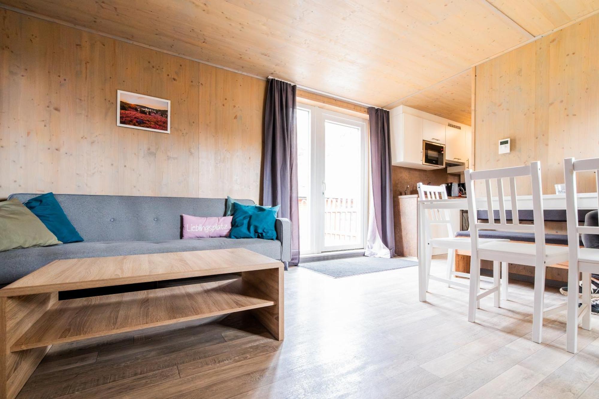 Naturcamping Lueneburger Heide - Chalets & Tiny Haeuser Зольтау Екстер'єр фото